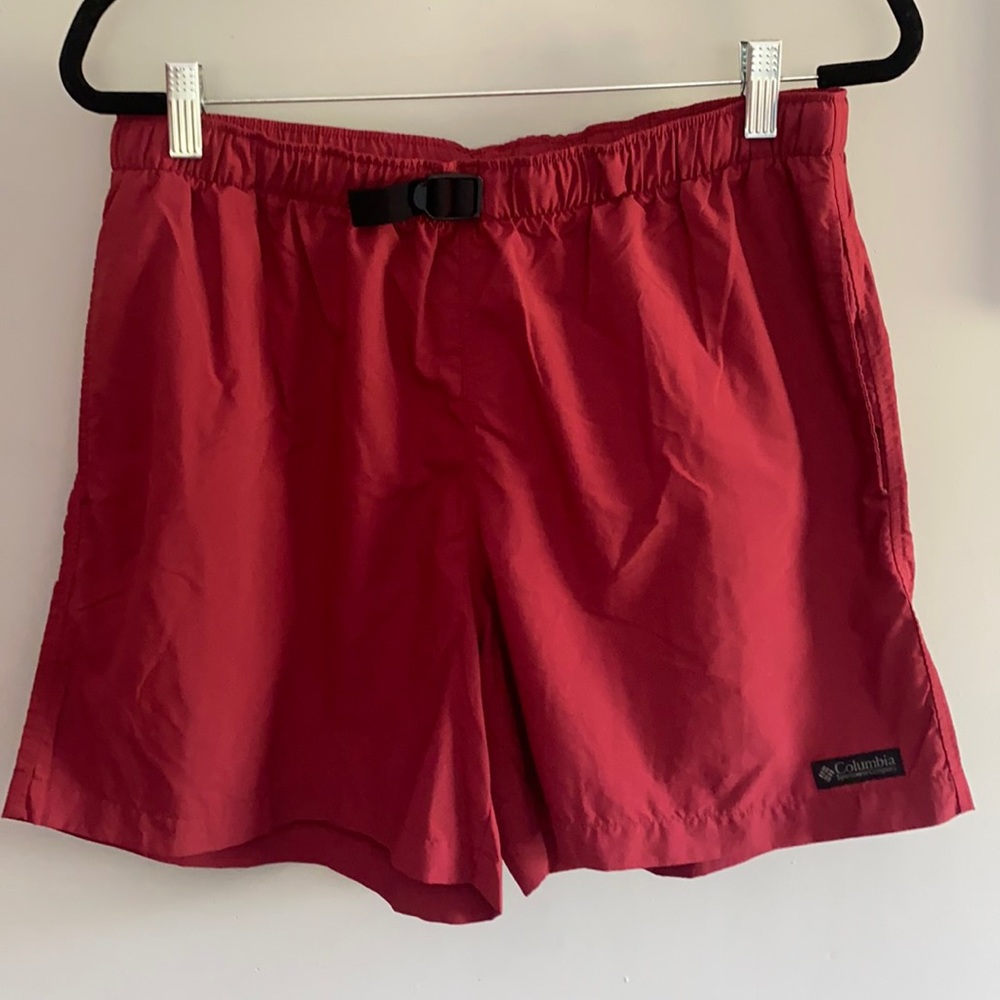 Columbia Women's Red Shorts - Picture 2 of 11